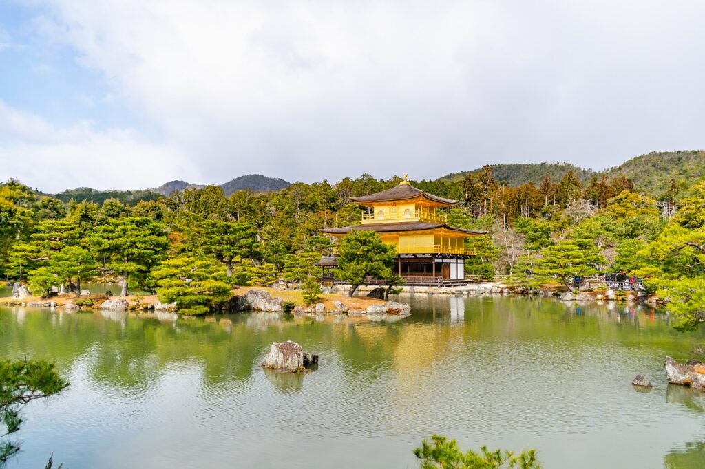 kinkaku ji 6023421 1280